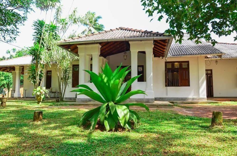 Villa Helvetia Galle Exterior foto